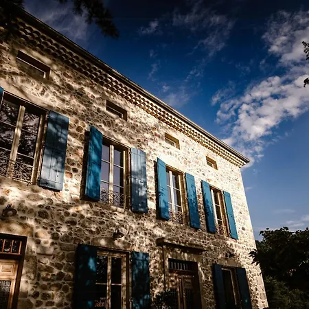 Character House In Vals-les-bains Дом отдыха Montreux-Jeune