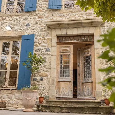 Character House In Vals-les-bains Vakantiehuis *