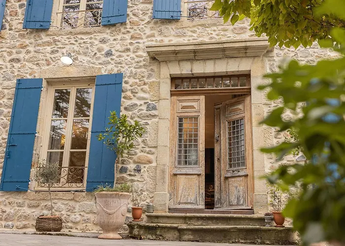 Character House In Vals-les-bains Vakantiehuis *